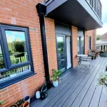Luxury 2-Bedroom Service Apartment With Balcony